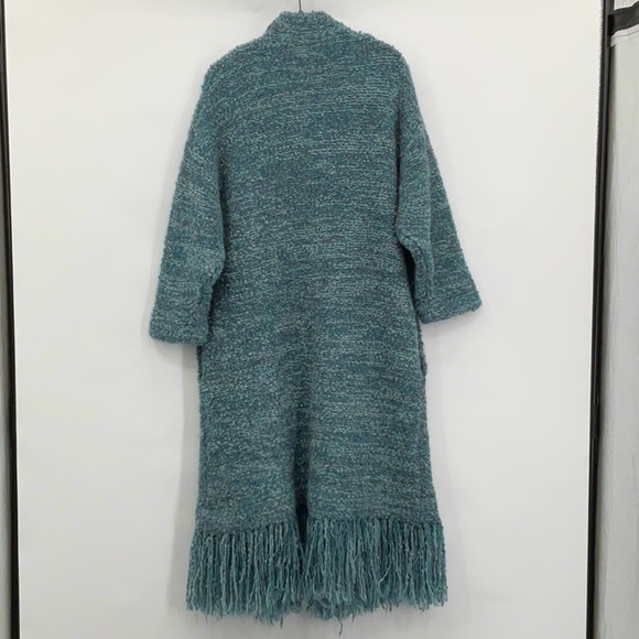 The GREAT Oversized Fringe Cardigan - Picture 4 of 9